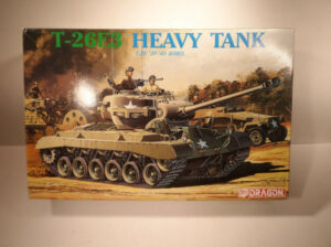 Maketa tenk 1/35 1:35 T-26 E3 Heavy Tank Oklopnjak