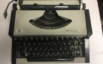 Pisača mašina UNIS