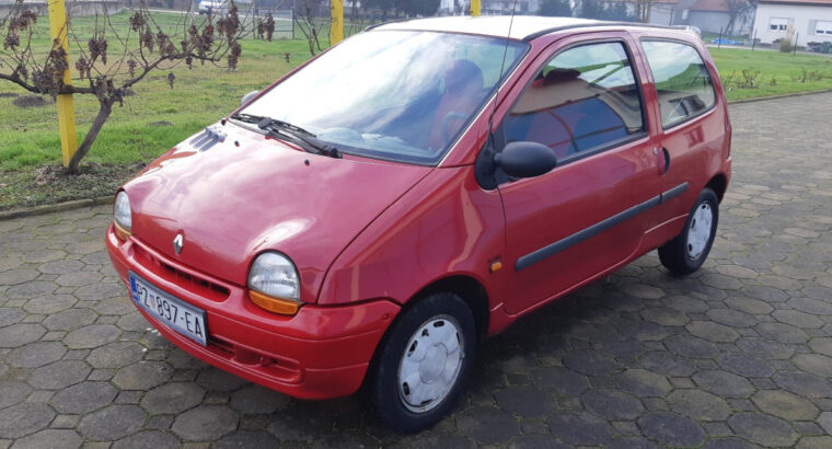 Prodaje se Renault Twingo 1.2