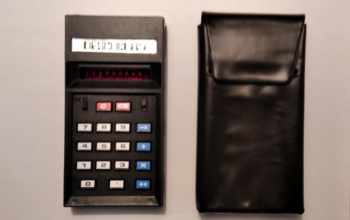 Prodajem kalkulator iz 1975., nikad korišten, originalno pakiranje