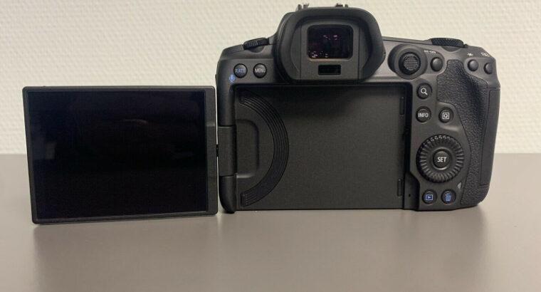 Canon Eos R5 Camera + adapter