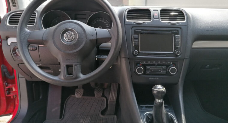 Prodajem VW Golf VI 1.6 TDI, 2010 godište