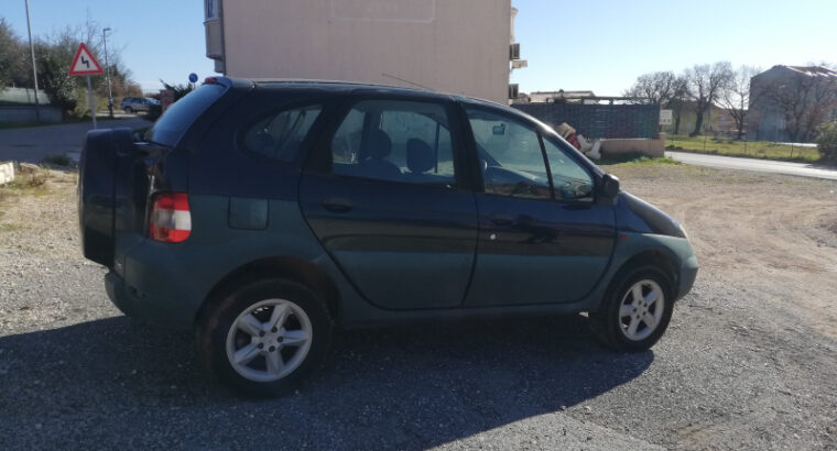 Renault Scenic Expression 2,0
