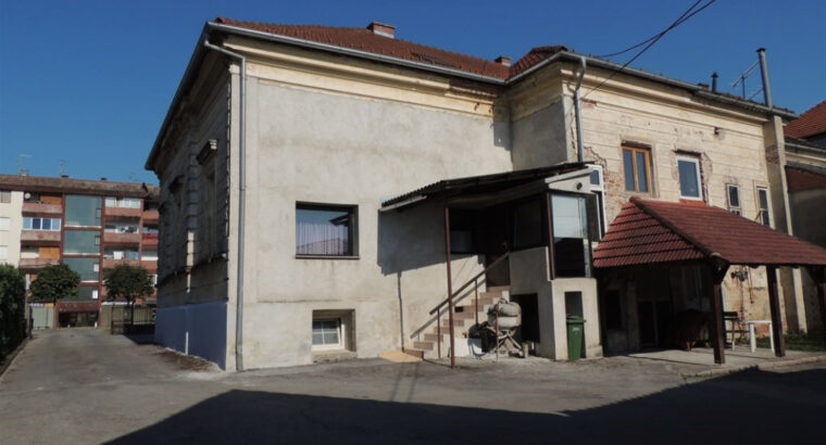 Prodajem poslovno – stambeni prostor u centru grada Garešnice