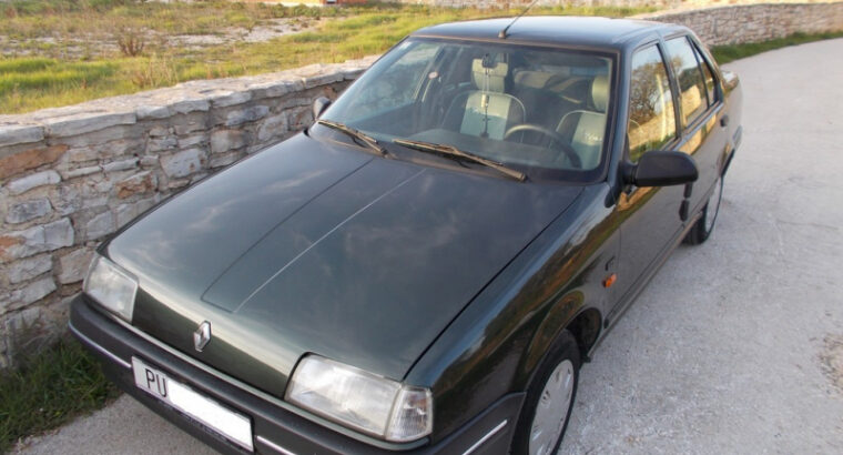 Novi oldtimer Renault 19 gts chamade,1,4