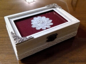 Kutija za nakit sa lepoglavskom čipkom