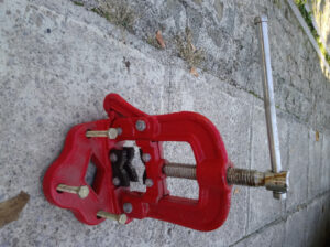 Škrip za stezanje cijevi do 4 cole za vodovodne , plinske ili instalac