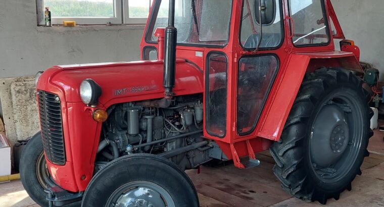 Traktor Imt 533 De luxe
