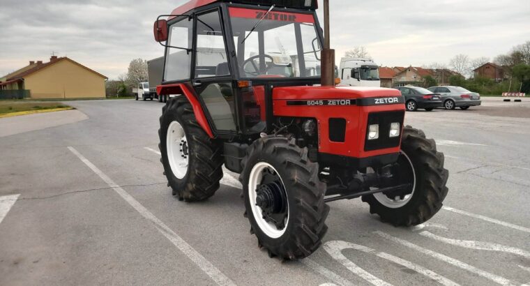 Traktor Zetor 6045