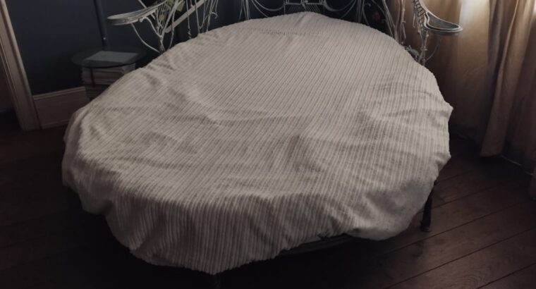 Stilski unikatni kovani krevet