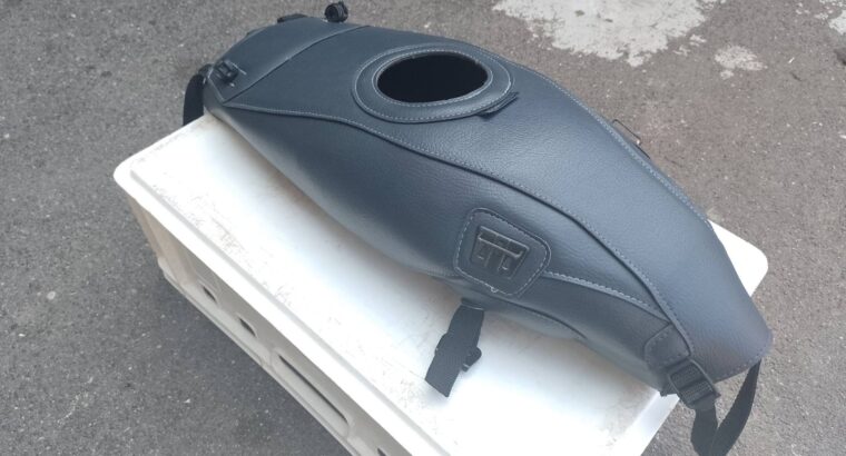 Bagster zaštita za tank motocikl GSX750F u odličnom stanju