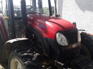 Traktor YTO X804
