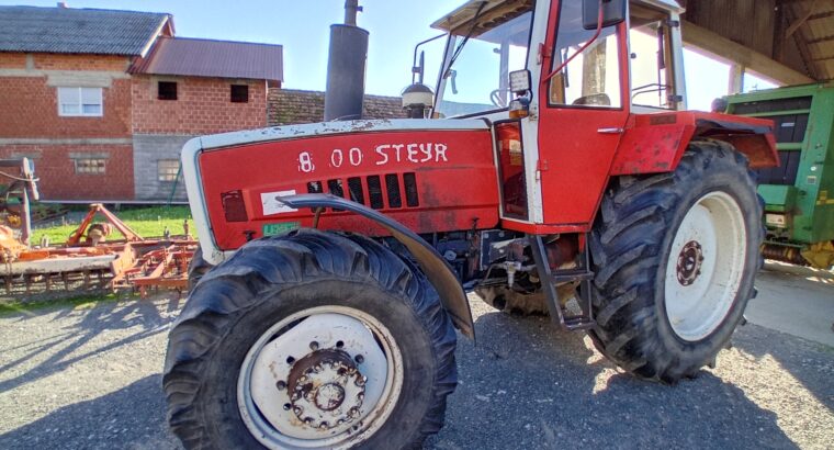 Traktor Steyr 8100