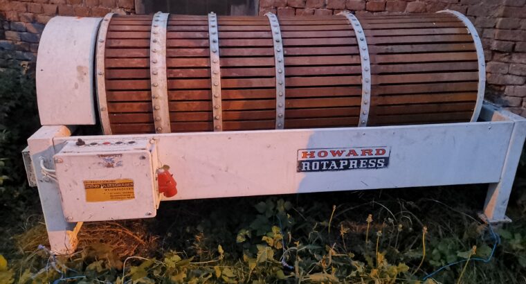 Električna Preša za grožđe Howard 700 litara