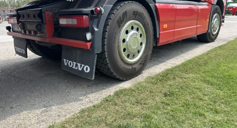 Tegljač Volvo FH500, 2017 god.