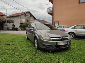 Opel Astra 1.7 cdti karavan