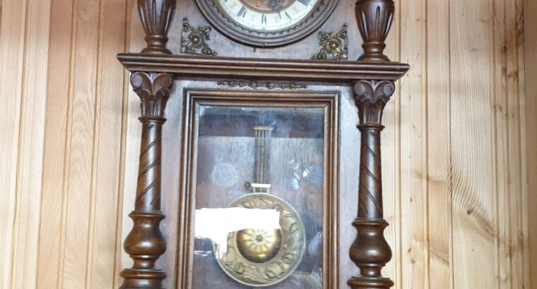 Antik zidni sat sat