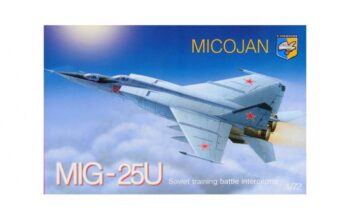 Maketa aviona avion MiG-25 U Soviet interceptor 1/72 1:72