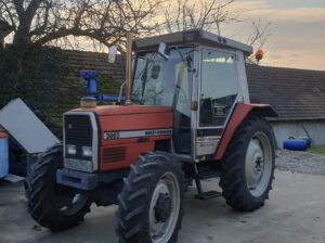 Traktor Massey Ferguson 3065