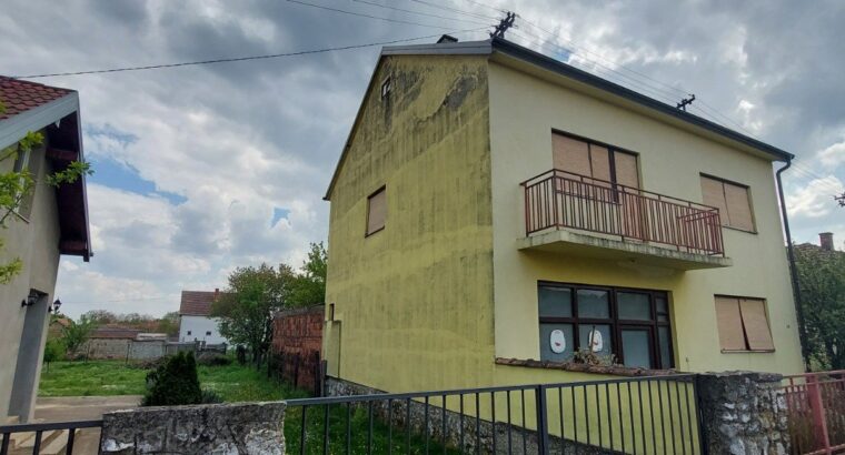Obiteljska kuća s poslovnim prostorom – Mirkovci