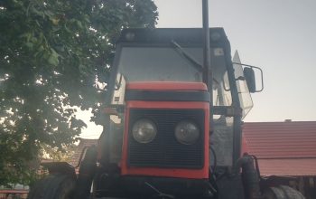 Traktor Zetor 7211