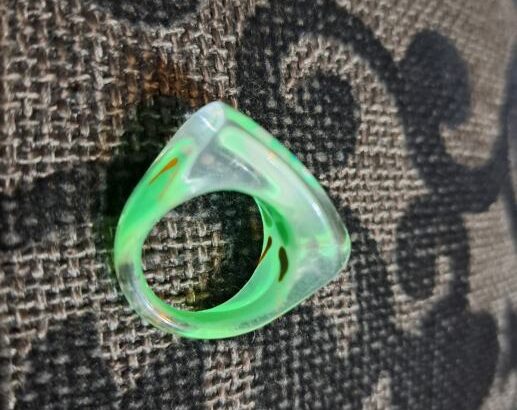 Plastični prsten 7